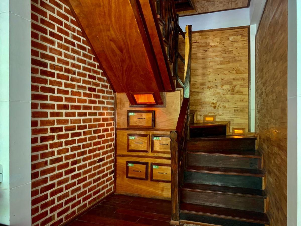 Une Jai Place เรือนอุ่นใจ Phimai Extérieur photo